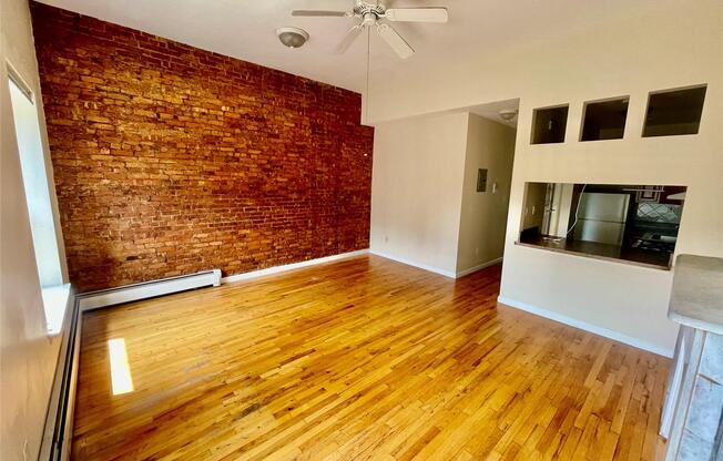 25 E 126 ST