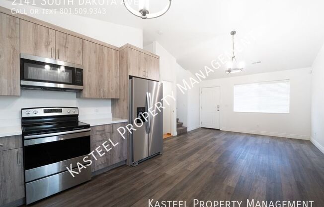 2141 S DAKOTA AVE
