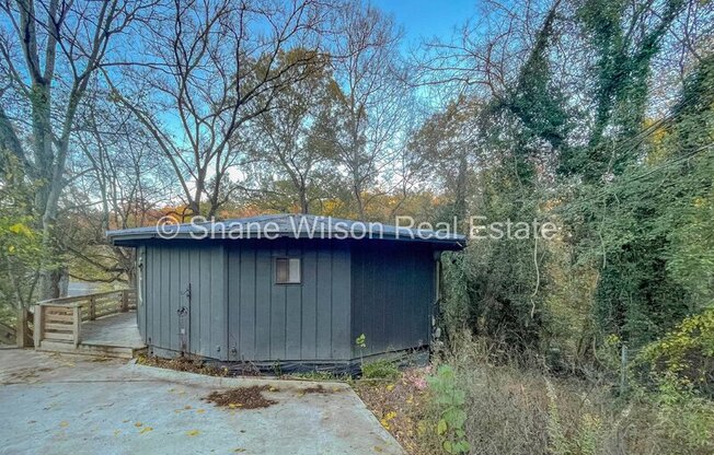 720 MIDLAND PIKE