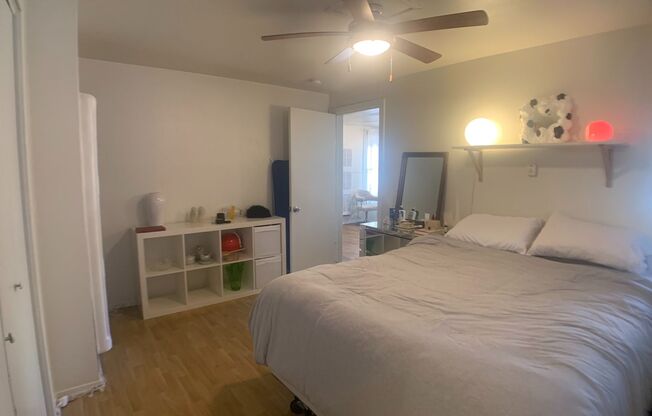 1 bed, 1 bath, 650 sqft, $1,475, Unit C