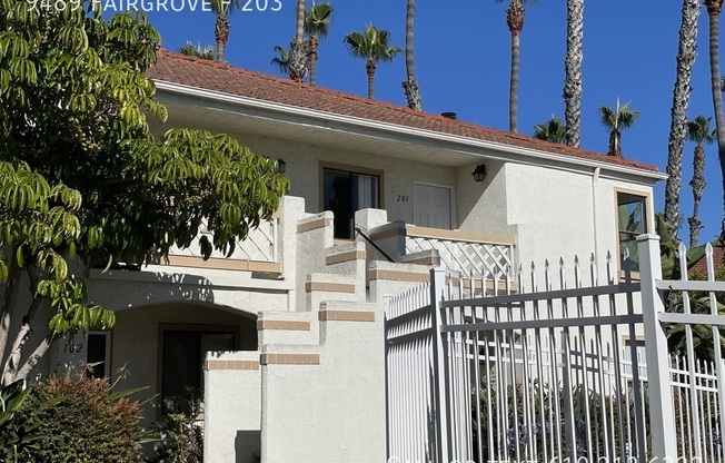9489 FAIRGROVE LN