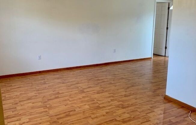 Lovely 3/2 in Poinciana! HUGE fenced yard and NO CARPET!