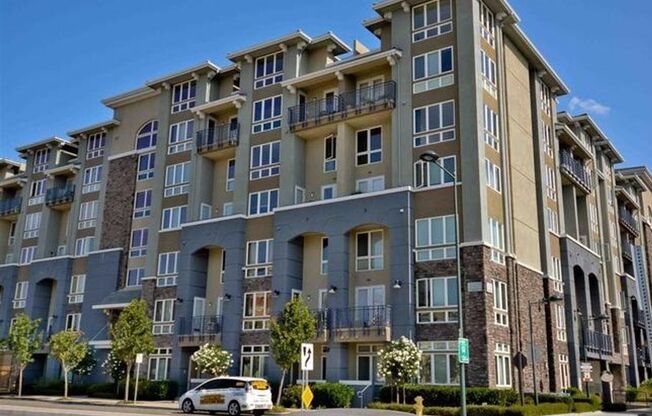 Luxury Condo 2 BED 2 BA at Dublin Elan - Walk to Bart.