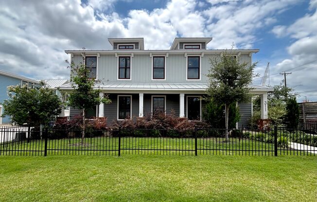 E Evergreen St 311 - 78212