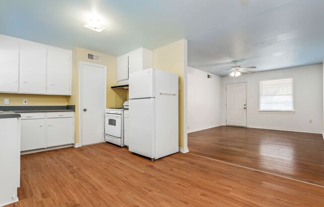 3 beds, 1 bath, $1,950