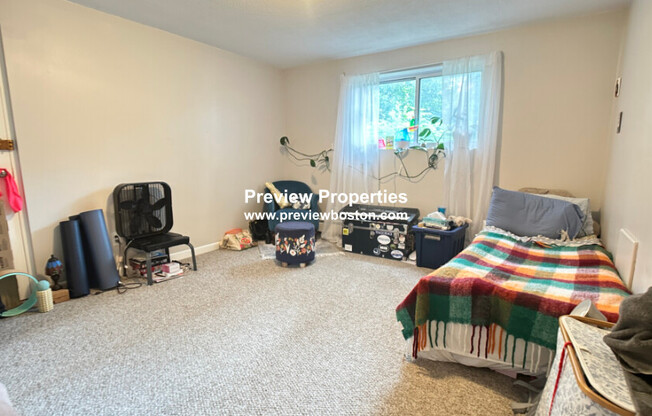 73 CHARLESBANK RD