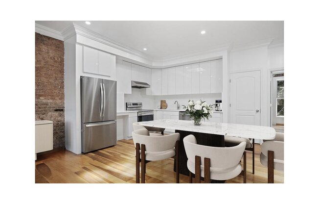 330 W 46 ST