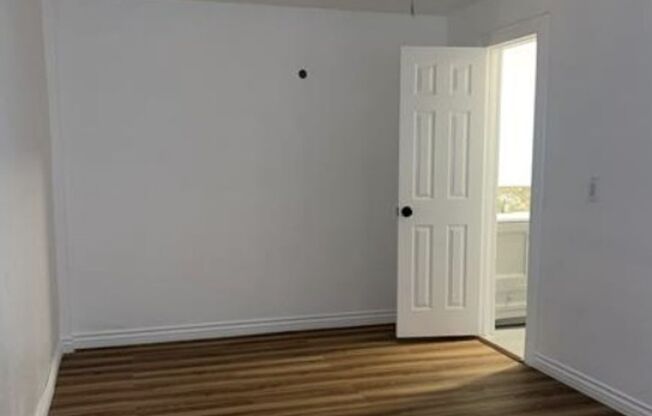 STUDIO NEAR AIRPORT, STRIP AND UNLV