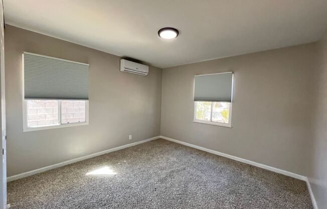 2 beds, 1 bath, $1,599