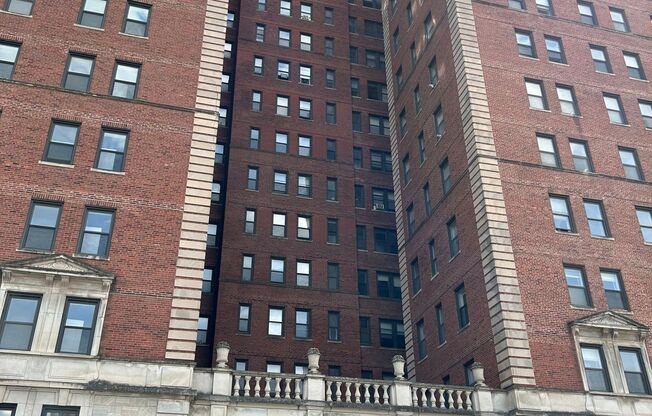 2373 E 70 ST