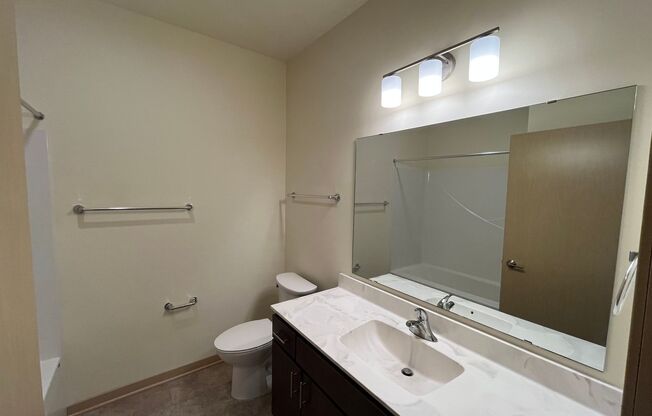 1 bed, 1 bath, 705 sqft, $1,395, Unit 106