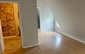 Studio, 1 bath, $895, Unit 1720-05