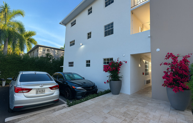 3270 West Trade Avenue