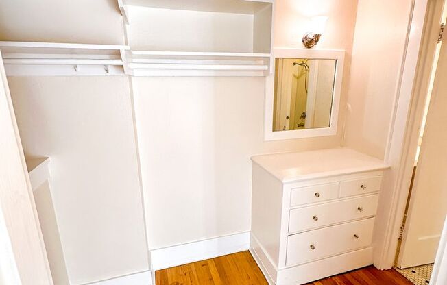 1 bed, 1 bath, 550 sqft, $1,450, Unit 305