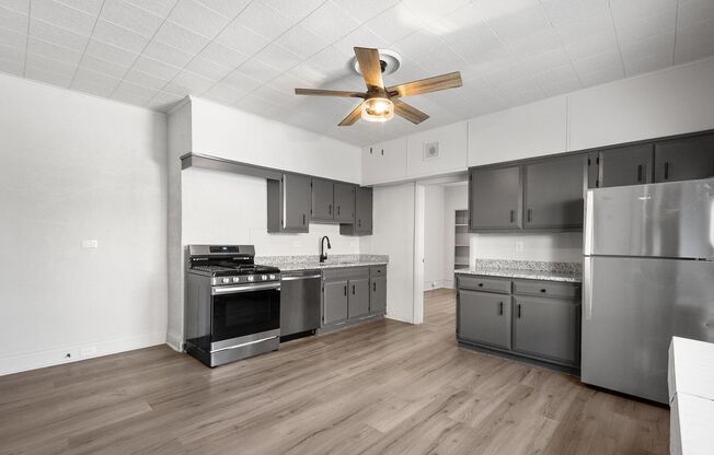 Beautiful 3 bedroom in McKees Rocks available November 1!