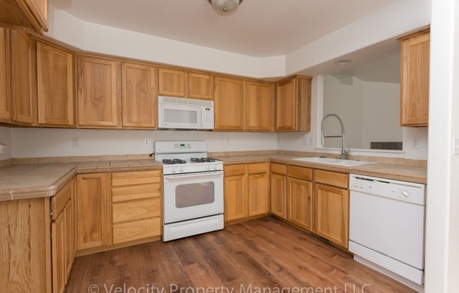Charming Single Level Redmond Home!