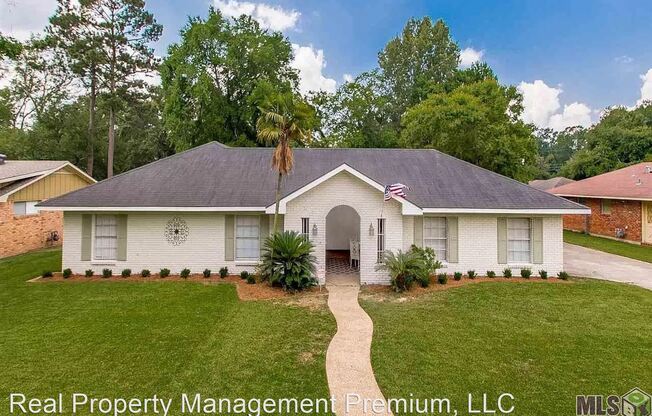 9256 Bermuda Ave