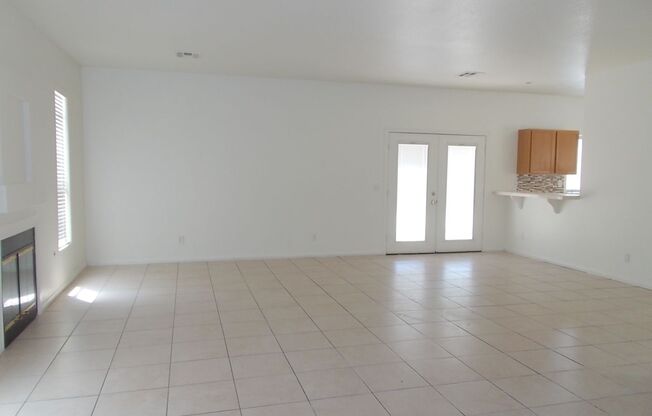 Beautiful 2 Story Home in Northwest!