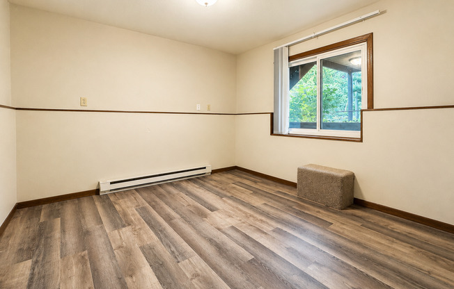 3513-3515 Hallie Lane