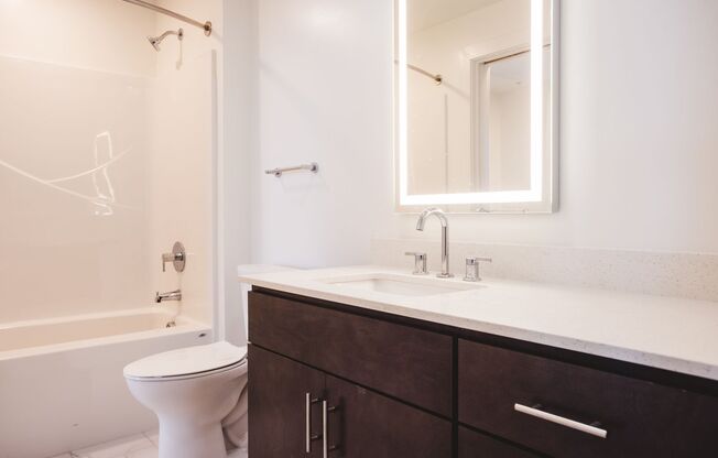 1 bed, 1 bath, 648 sqft, $1,595, Unit APT 404