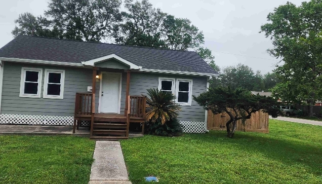 200 POINSETTA LN