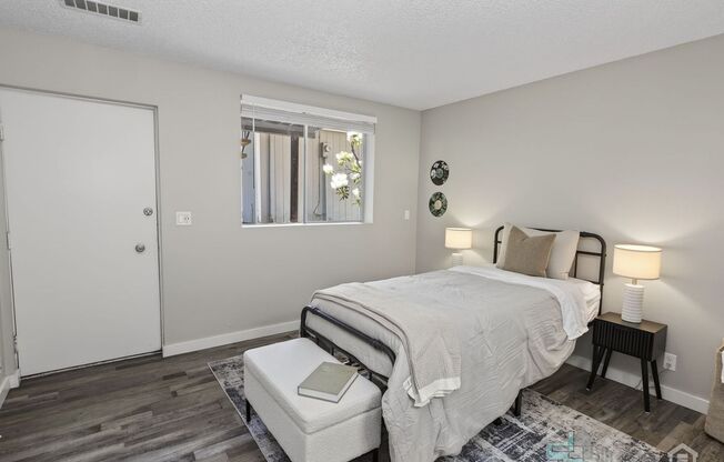 1 bed, 1 bath, 160 sqft, $795, Unit 2130 - 4D