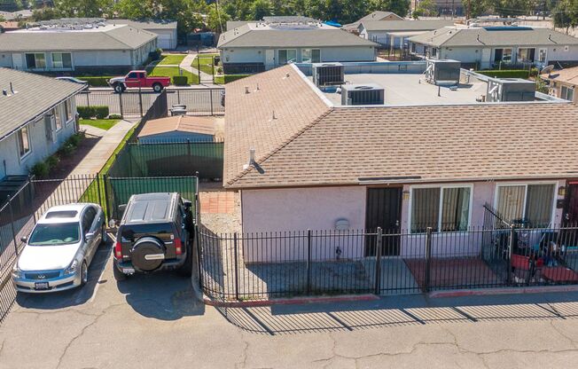 2 Bed / 1 Bath Unit – Updated & Move-In Ready – Hemet