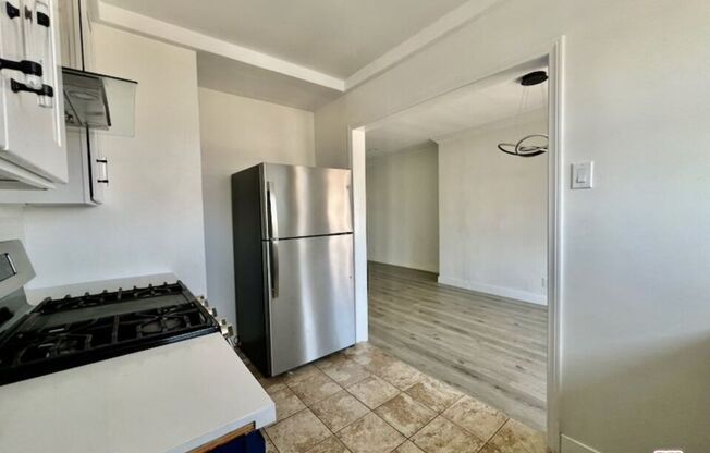 1 bed, 1 bath, 650 sqft, $2,295, Unit 7