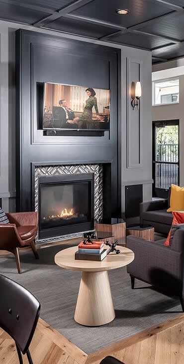 VIntage on Selby | Community Amenities | Summit Room Fireplace and Lounge Seating