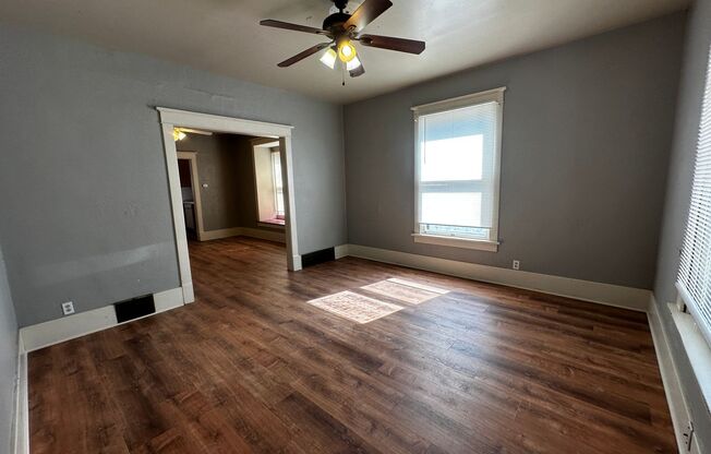 5 Bed Newly Remodeled Home - PRE-LEASING FOR AUGUST