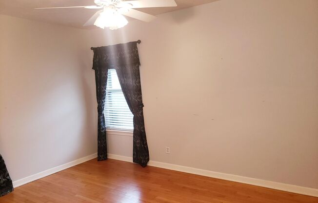 3 beds, 2 baths, $1,850