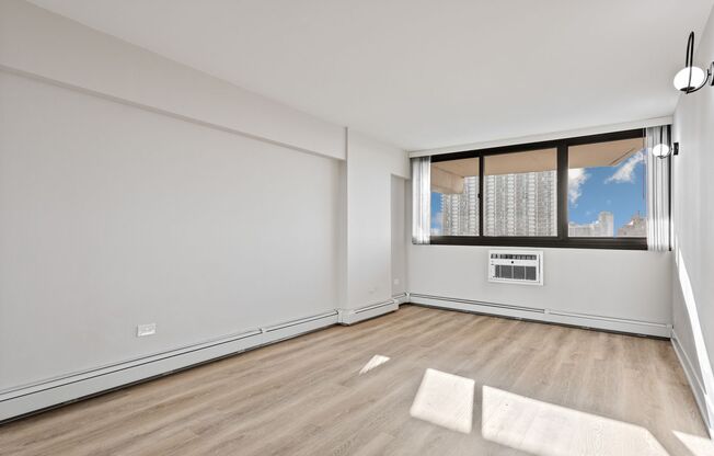 3 beds, 1.5 baths, 1,001 sqft, $3,200, Unit 8H