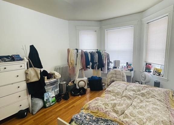 2 beds, 1 bath, 617 sqft, $2,775, Unit 38