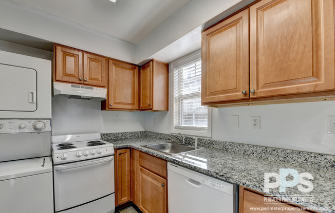 81 E WESLEY RD