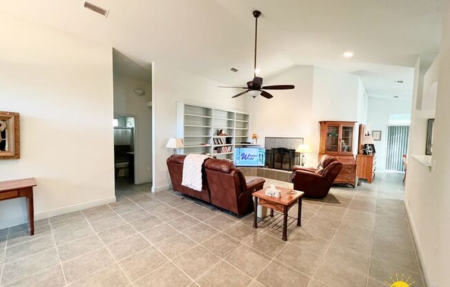 Custom home in the heart of Fort Walton Beach!