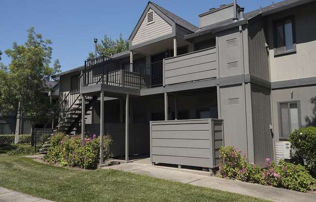 Pepperwood Building Exterior Front Entries