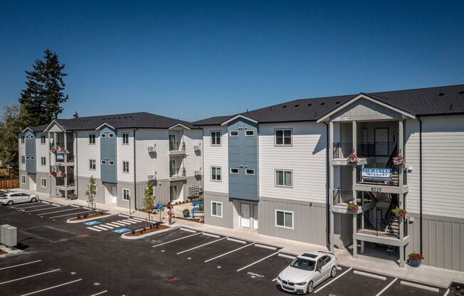 Lake Grove Apartments!