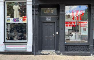 1317 Main St
