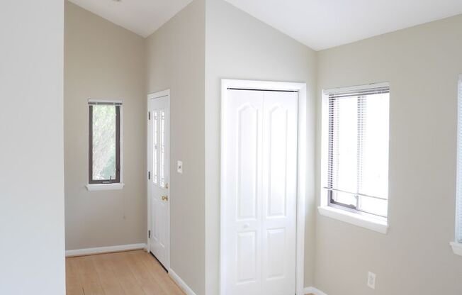 Columbia Contemporary Charmer in a Prime Location! -Columbia, MD