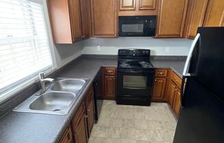 2 beds, 1 bath, $1,195, Unit B-9