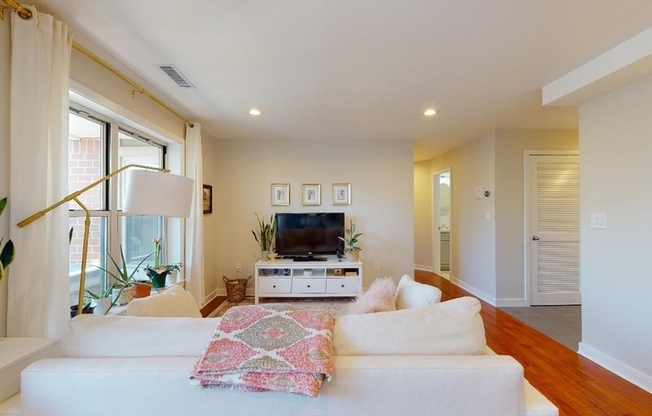 20 Chestnut St Apt 505