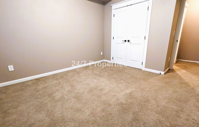 Corner 2BD I 2BA Townhome with Full Amenities Onsite!