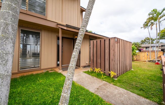 4 BD/2 BA Condo in Palehua Hale with 2 Assigned Parking Spaces