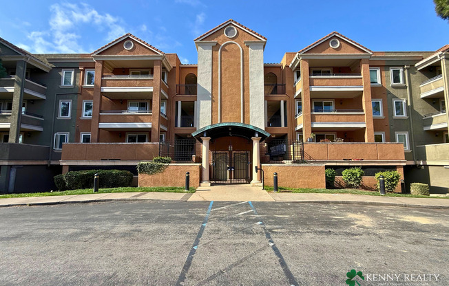 401 S Norfolk St.