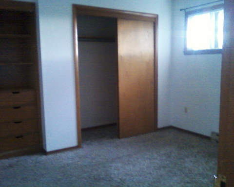 1 bed, 1 bath, $745, Unit 5