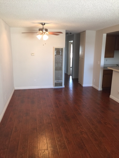 2 beds, 2 baths, 700 sqft, $2,500