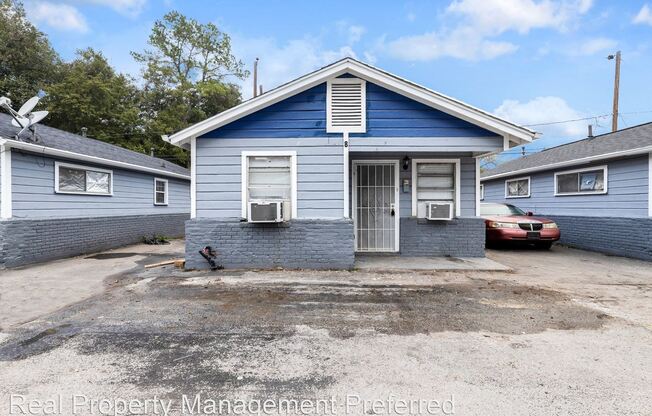 4203 Hirsch Road