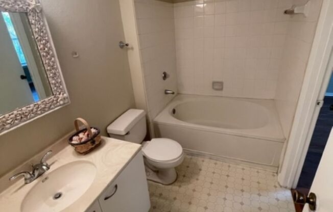 2 beds, 2 baths, $2,000