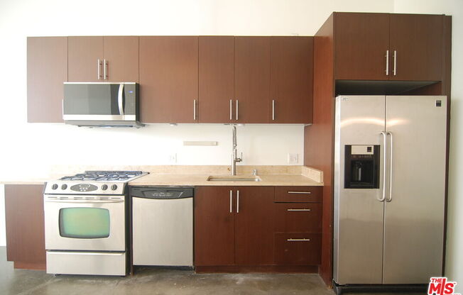 1 bed, 1 bath, 1,190 sqft, $3,200, Unit 310