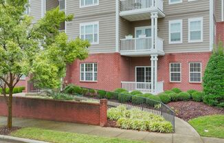 2 beds, 2 baths, $1,725, Unit # 2